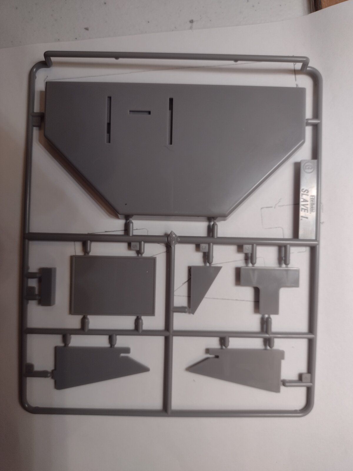 Slave I 1:144 Base.jpg